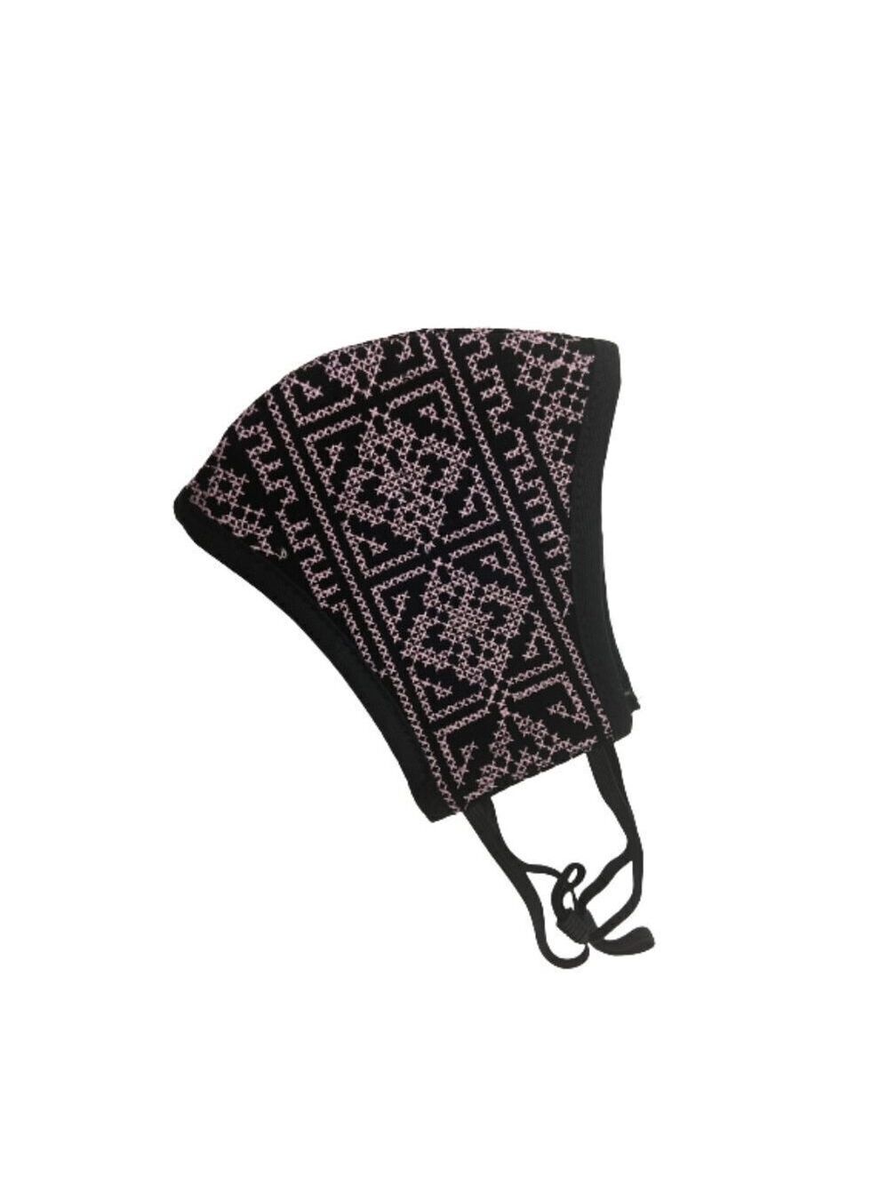Jouri Embroidered Pink Mask